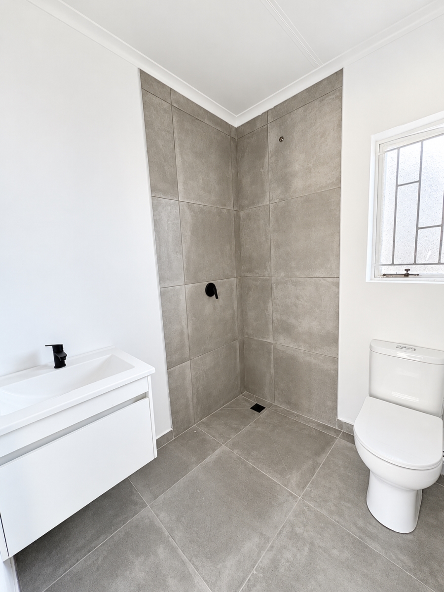 To Let 3 Bedroom Property for Rent in Vredenburg Western Cape